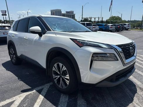 Used 2023 Nissan Rogue SV AWD/4WD image 7