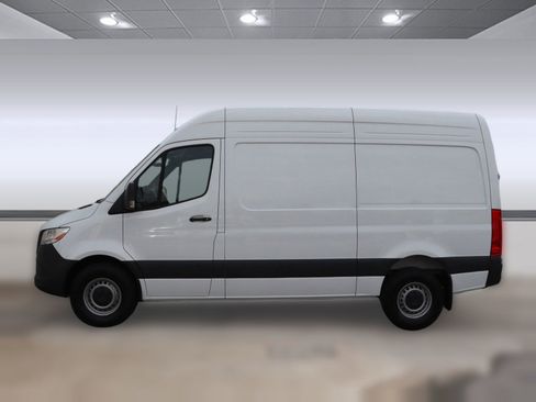 New 2025 Mercedes-Benz Sprinter 2500 image 2