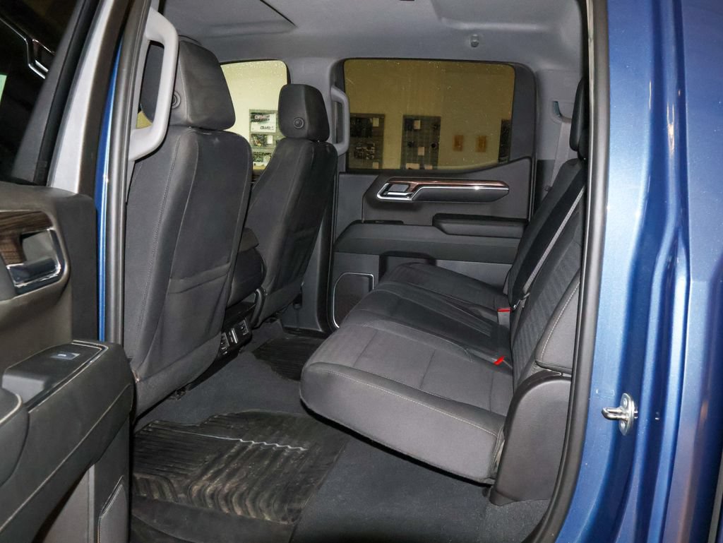 Used 2024 Chevrolet Silverado 1500 RST w/ Z71 Off-Road Package AWD/4WD image 10