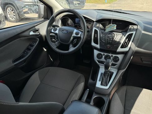 Used 2012 Ford Focus SE FWD image 14