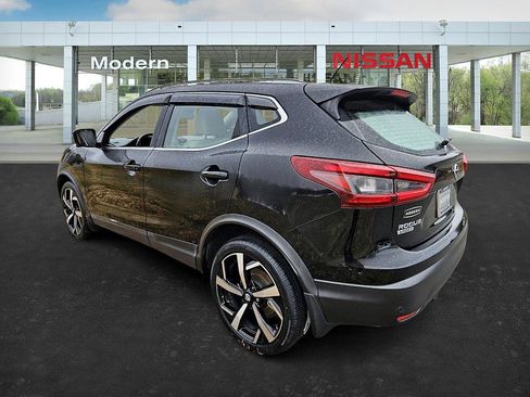 Certified 2021 Nissan Rogue Sport SL w/ Premium Package image 5
