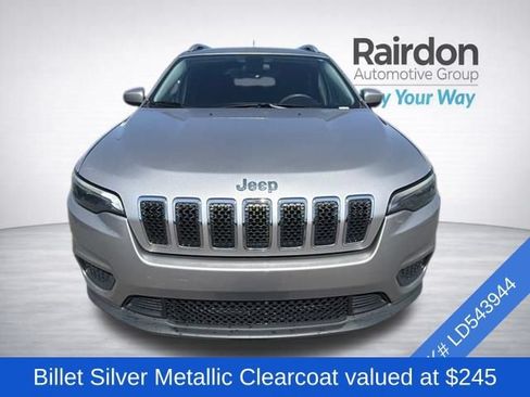 Used 2020 Jeep Cherokee Latitude FWD image 2