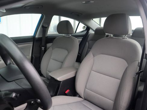 Used 2018 Hyundai Elantra SEL FWD image 46