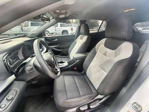 Used 2024 Chevrolet Trax LS FWD image 18