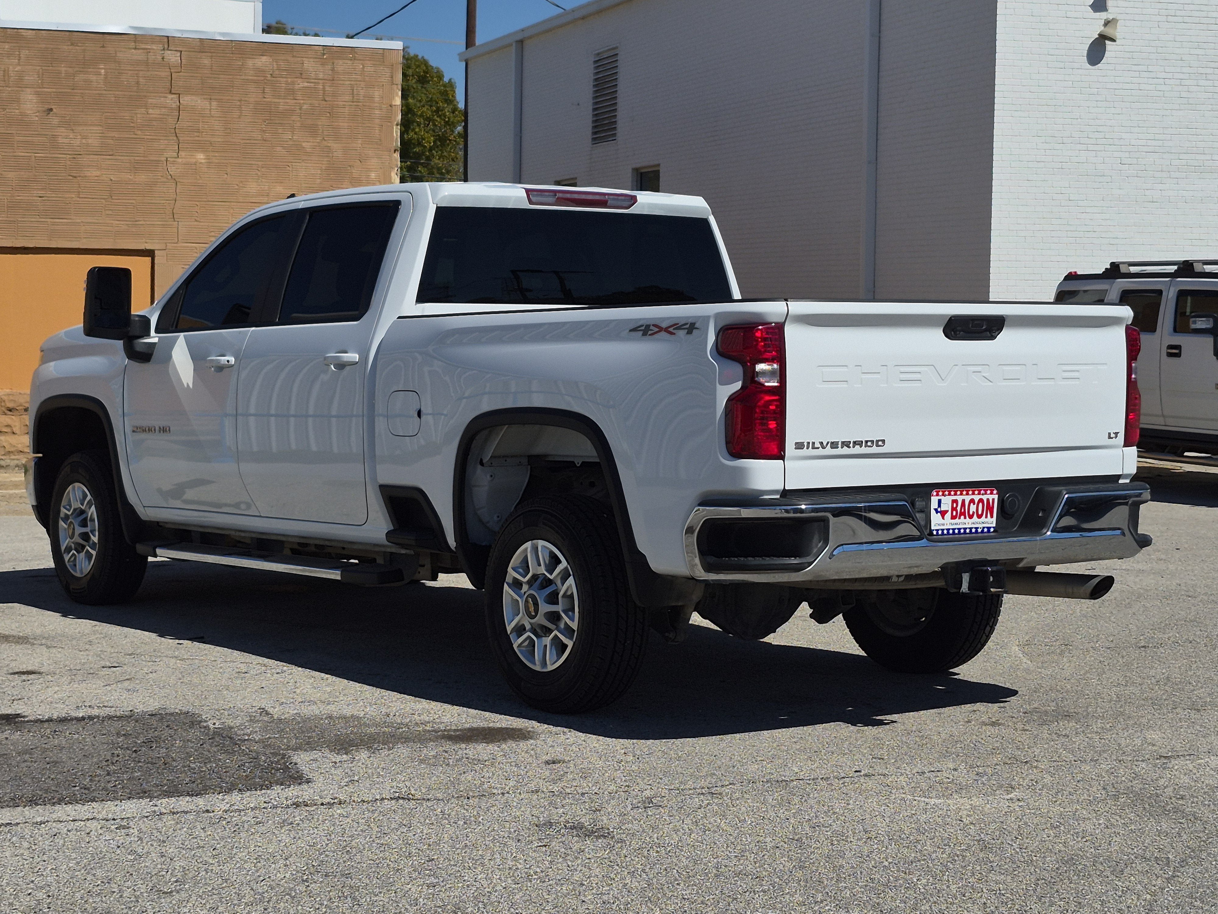 Used 2025 Chevrolet Silverado 2500 LT w/ Convenience Package AWD/4WD image 4