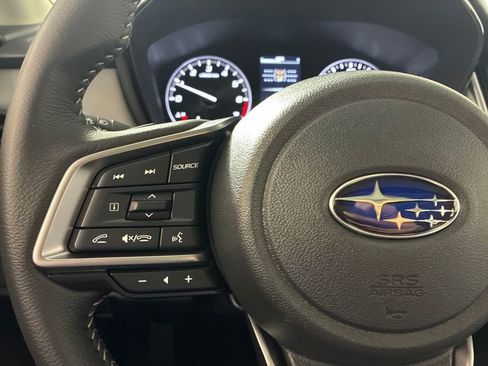 Used 2025 Subaru Outback Premium w/ Popular Package #1A AWD/4WD image 17