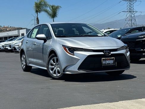 New 2026 Toyota Corolla LE FWD image 2