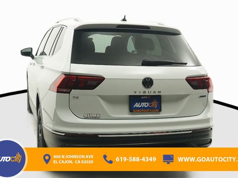 Used 2022 Volkswagen Tiguan SE AWD/4WD image 15