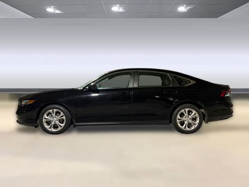 Used 2023 Honda Accord LX image 2