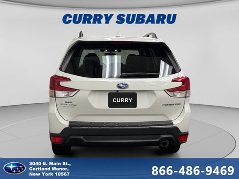 Used 2019 Subaru Forester Limited AWD/4WD image 4