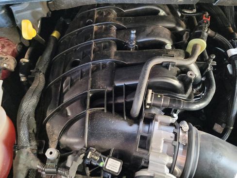 Used 2023 Jeep Grand Cherokee L Laredo AWD/4WD image 30