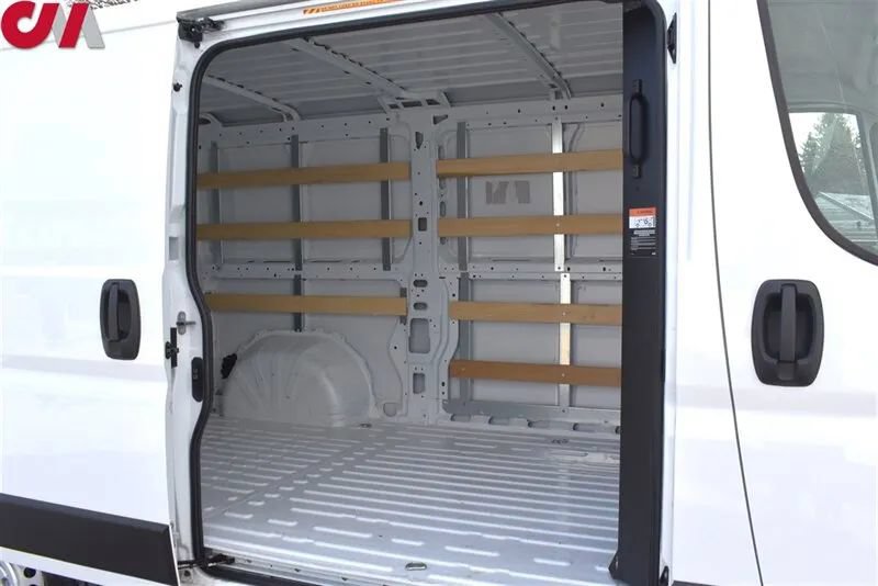Used 2025 RAM ProMaster 2500 w/ U-Haul Equipment Group FWD image 28