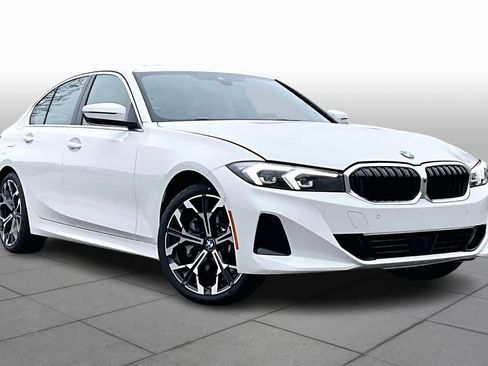 New 2026 BMW 330i xDrive 330i xDrive w/ Convenience Package image 2
