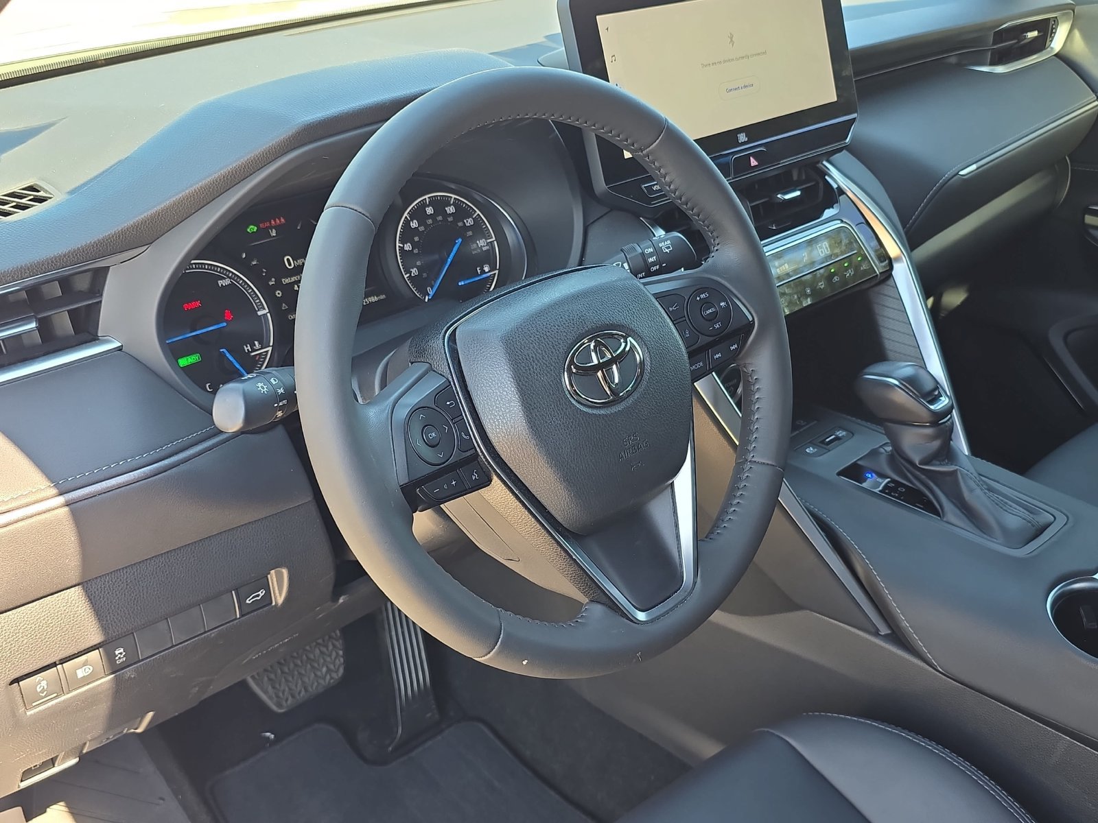 Used 2023 Toyota Venza XLE AWD/4WD image 13