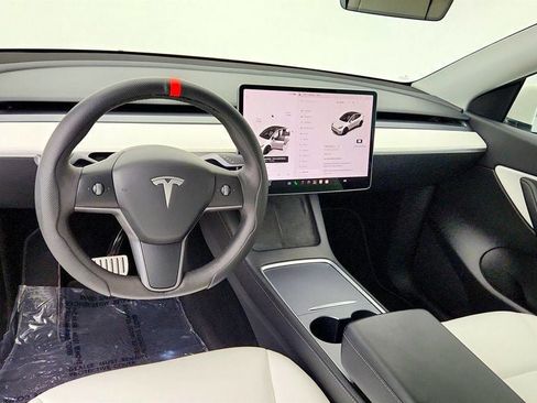 Used 2022 Tesla Model Y Performance AWD/4WD image 12