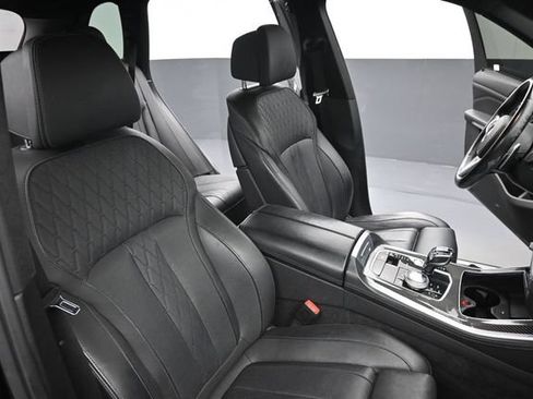 Used 2022 BMW X5 M50i w/ Executive Package AWD/4WD image 26