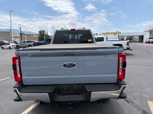 Used 2024 Ford F250 Lariat w/ FX4 Off-Road Package AWD/4WD image 5