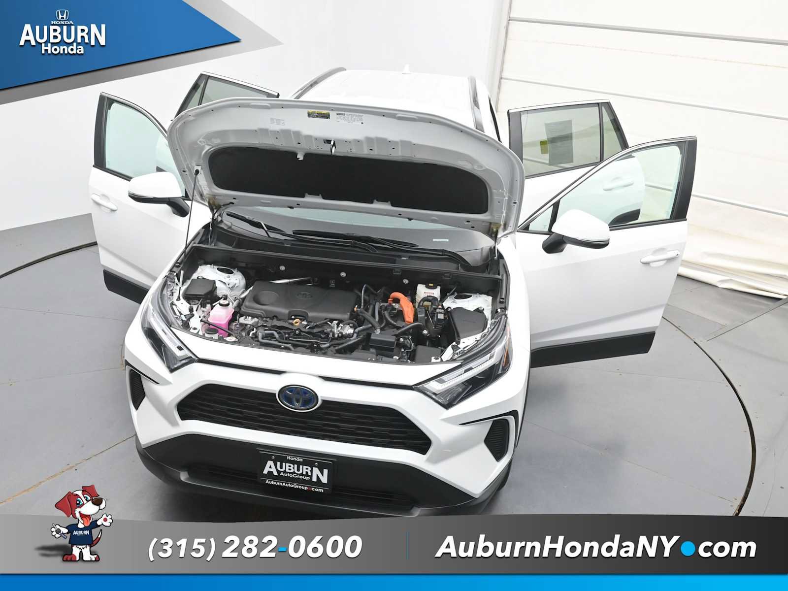 Used 2023 Toyota RAV4 LE AWD/4WD image 36