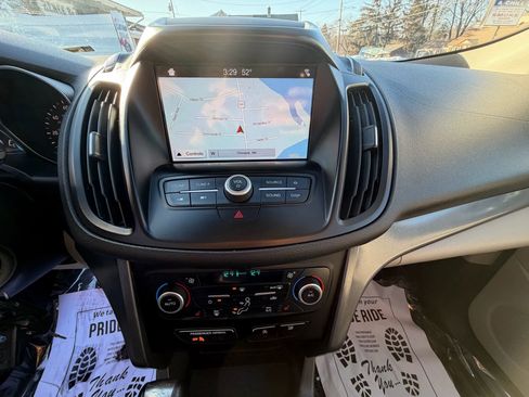 Used 2018 Ford Escape SEL image 11