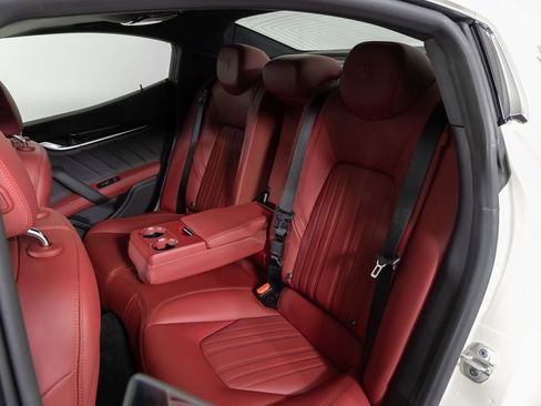 Used 2023 Maserati Ghibli GT RWD image 35