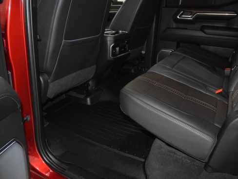 Used 2024 Chevrolet Silverado 1500 High Country w/ High Country Premium Package AWD/4WD image 44