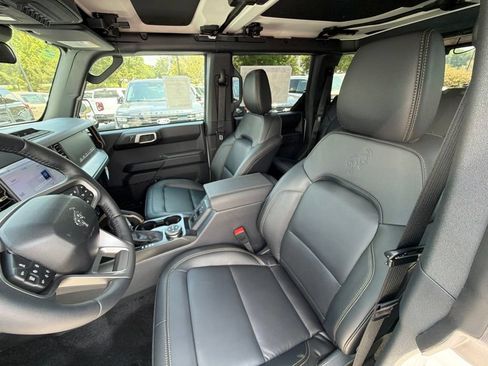 New 2026 Ford Bronco Badlands AWD/4WD image 11