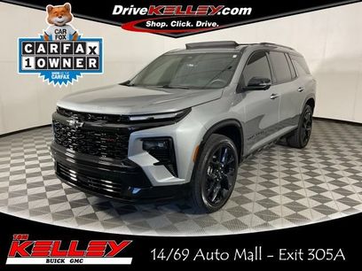Used 2024 Chevrolet Traverse RS
