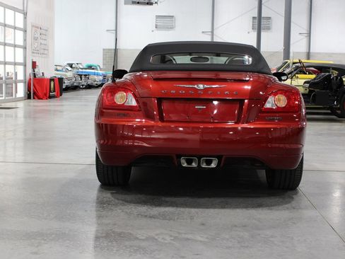 Used 2006 Chrysler Crossfire Limited RWD image 23