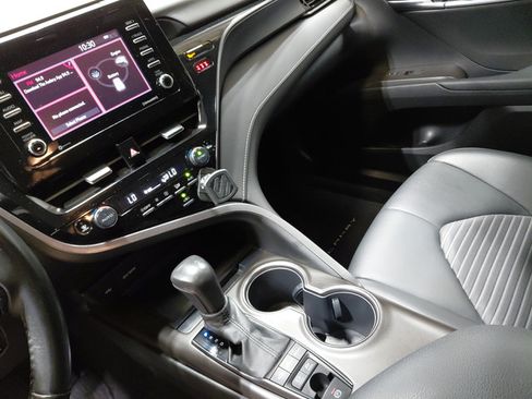 Used 2023 Toyota Camry SE FWD image 25