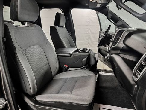 Used 2021 RAM 1500 Big Horn image 10