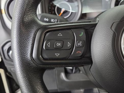 Used 2024 Jeep Gladiator Sport AWD/4WD image 16