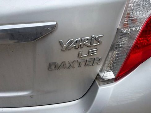 Used 2013 Toyota Yaris LE FWD image 11