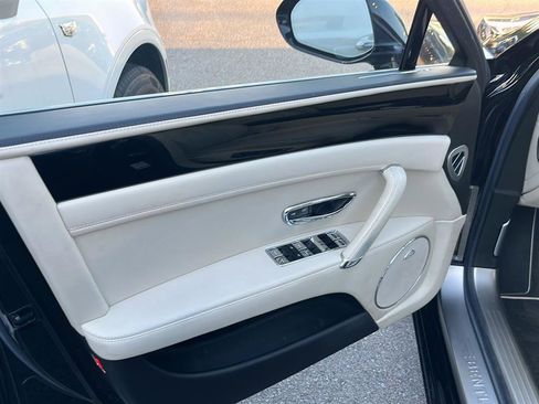 Used 2015 Bentley Flying Spur V8 AWD/4WD image 17