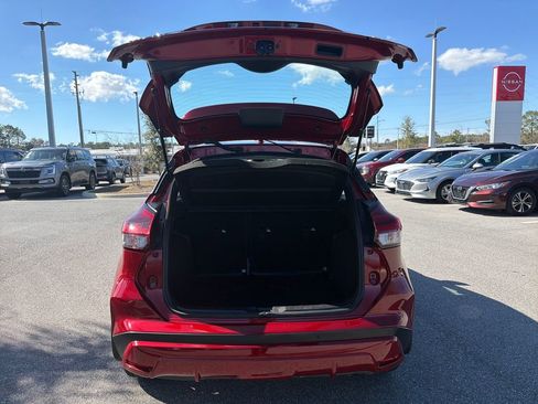Used 2024 Nissan Kicks SR w/ SR Premium Package image 10