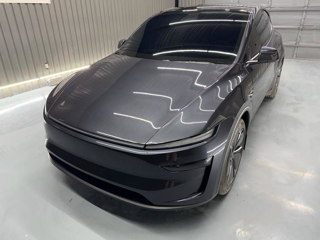 Used 2026 Tesla Model Y Long Range AWD/4WD image 7