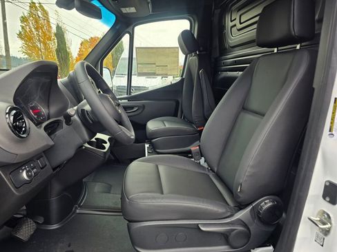 New 2026 Mercedes-Benz Sprinter 2500 image 20