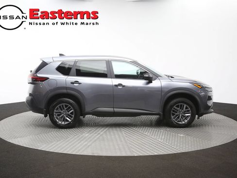 Used 2023 Nissan Rogue S AWD/4WD image 43