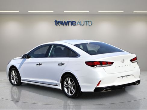 Used 2019 Hyundai Sonata Sport w/ Tech Package 03 FWD image 3
