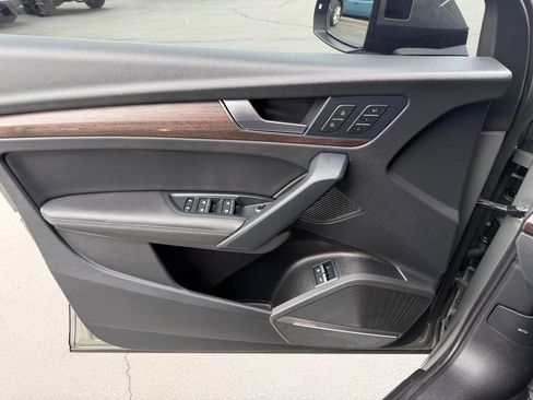 Used 2024 Audi Q5 e Premium Plus w/ Premium Plus Package image 14