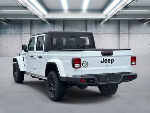 Used 2022 Jeep Gladiator Sport AWD/4WD image 28