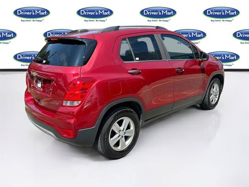 Used 2020 Chevrolet Trax LT w/ LT Convenience Package FWD image 7