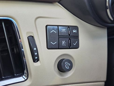Used 2013 Cadillac CTS Premium RWD image 33