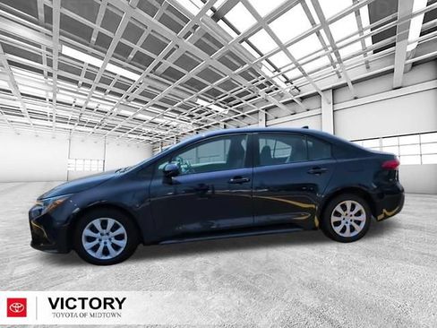 Used 2024 Toyota Corolla LE FWD image 9