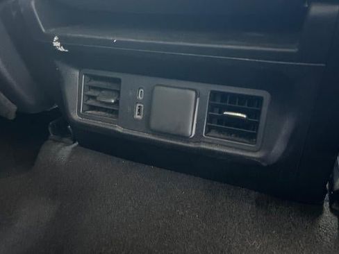 Used 2025 Chevrolet Silverado 1500 LT RWD image 23