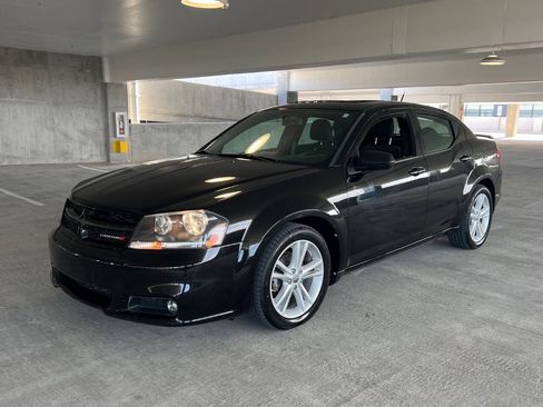 Used 2013 Dodge Avenger SXT w/ Sun/Sound Group FWD image 21