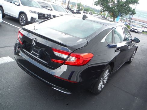 Used 2022 Honda Accord LX image 6