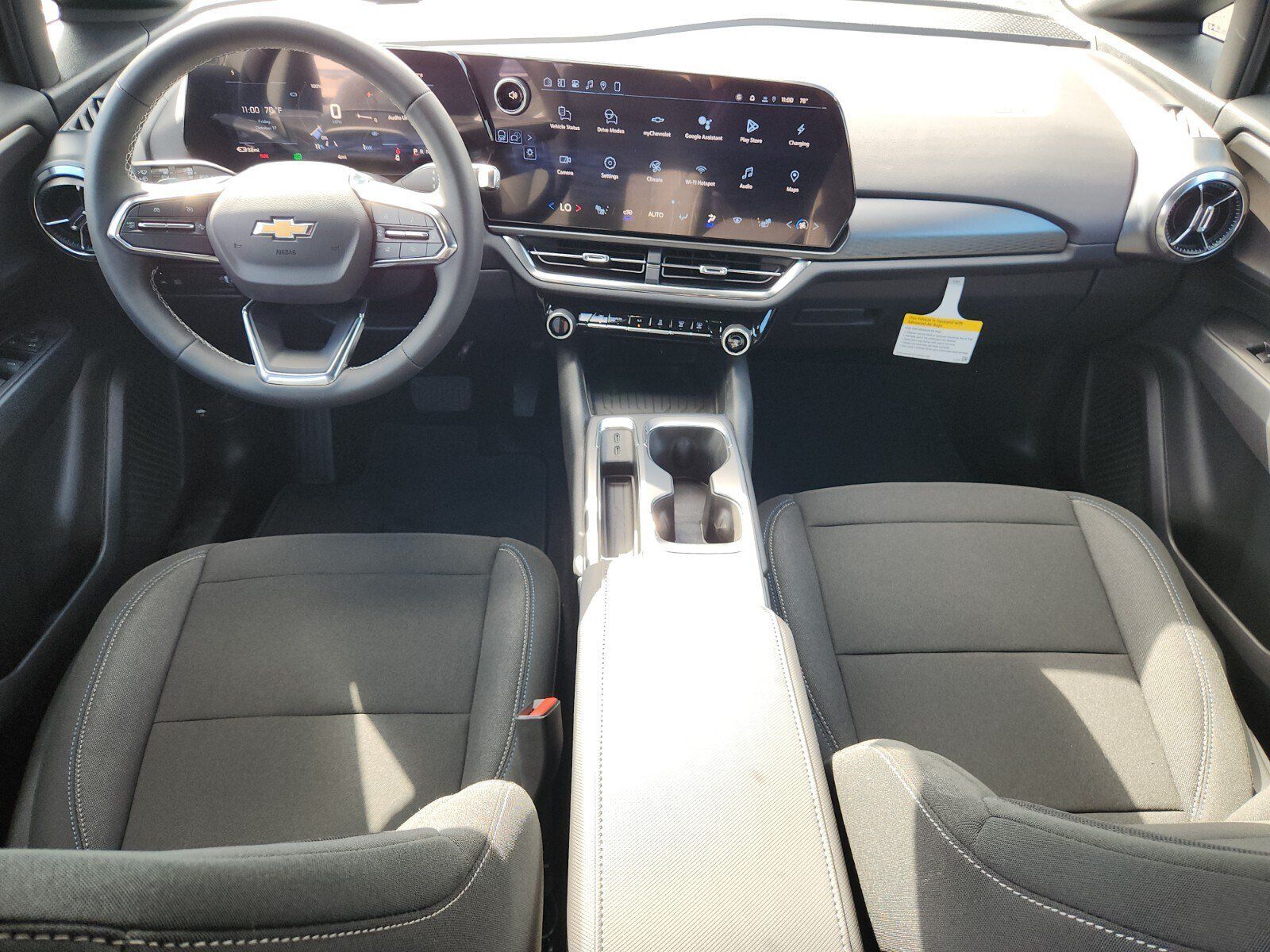 New 2026 Chevrolet Equinox EV LT w/ Comfort Package AWD/4WD image 8