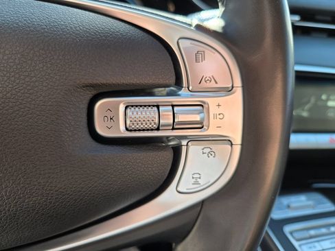 Used 2022 Genesis GV70 2.5T w/ Select Package AWD/4WD image 24