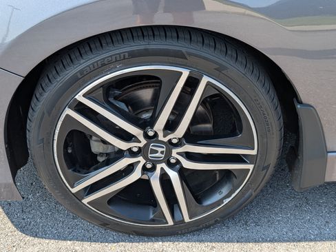 Used 2017 Honda Accord Sport Special Edition image 26