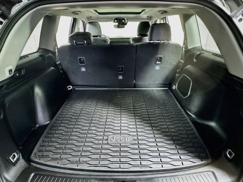 Used 2024 Jeep Grand Cherokee Limited 4xe AWD/4WD image 26